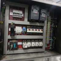 خدمات برق صنعتی و سیم پیچی.مونتاژ تابلو برق