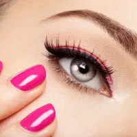 استخدام نیروی مژه کار و ناخن کار