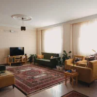 فرش آنتیک طرح دست‌بافت
