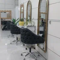 اجاره صندلی در سالن زیبایی آی سان