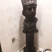 مجسمه هخامنشی