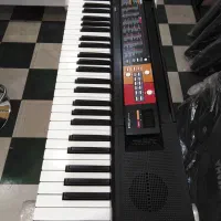 ارگ یاماها PSR F51 فوق العاده تمیز و در حد نو