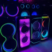 باند و اسپیکر جی بی ال ۱۰۲۳ ، ۱۰۲۴  برق وشارژ