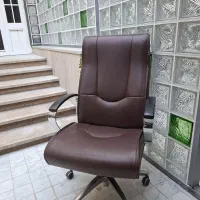 صندلی معاونتی لیو مدل t92