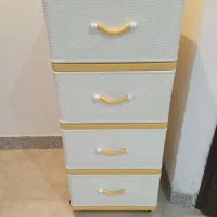 فایل ۴ کشو ،کاملا سالم،جا دار