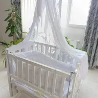 تخت و گهواره نوزاد
