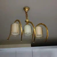 لوستر سه شاخ تمیز