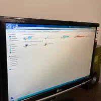 مانیتور، اسپیکر، میز کامپیوتر