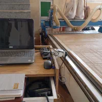 اپراتور دستگاه CNC