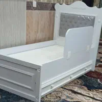 تخت نوزاد و نونهال