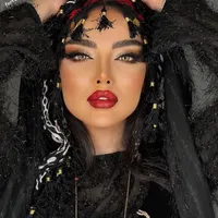 سالن زیبایی فرفری