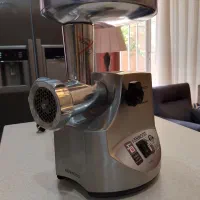 چرخ گوشت Kenwood 1600 pro
