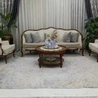 هفت نفره رنگ فندوقی دوتا تک نفره پشت دسته حصیری