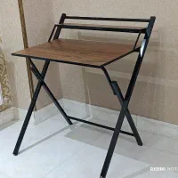 میز تحریر دانشجویی