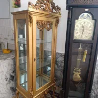 گنجه طلایی ساعت ایستاده