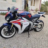 cbr1000|موتورسیکلت|تهران, شهرک ولیعصر جنوبی|دیوار