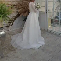 لباس عقد و عروسی