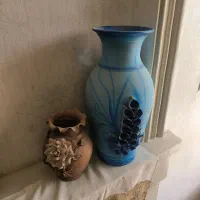دو کوزه سفالی