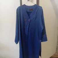 فروش 2عدد مانتو و یک عدد بارانی