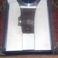 دوعددساعت اسواچ اتومات ودیزل سالم مرتب
