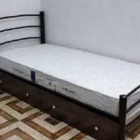تخت تک نفره
