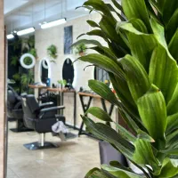 اجاره صندلی|خدمات آرایشگری و زیبایی|مشهد, آزادشهر|دیوار