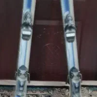 فروش یک جفت چوب اسکی در حد نو