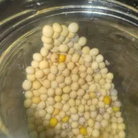 خاویار حلزون برای پوست و محصولات پوستی