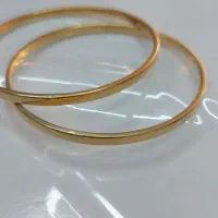 یک جفت النگو اینه ایی ۲۰۰۰۰۰تومن بالای تابلو