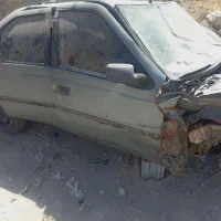 پیکان وانت تا85 اسقاط230میلیون چک نقد 180میلیون