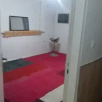به‌یک‌خانم‌مجرداجاره‌داده‌میشود