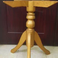 پایه میز غذاخوری یا میز خاطره جنس چوب طلایی رنگ