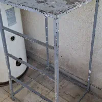 چهارپایه آهنی