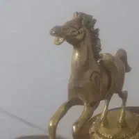 مجسمه برنز