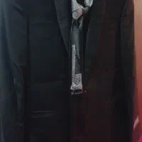 کت و شلوار مشکی زاغ