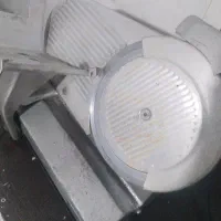 کالباس بر و فر پیتزا