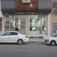 اجاره یک واحد تجاری ۱۴۰ متری