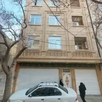 ۱۳۰ متری/نوساز/ فول امکانات/ سه خوابه / وحید۱۱