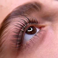 لیفت مژه و ابرو و اصلاح ابرو