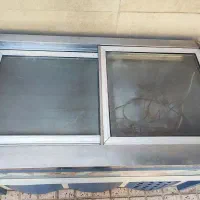 یخچال فریز.برای بستنی
