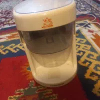 آب هویچ و میوه گیری در حد نو و سالم