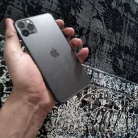 آیفون۱۱پرومکث