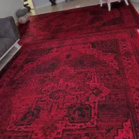 ۲ عدد روفرشی جنس مخمل شانل و 1 پرده حریر پنجره هال