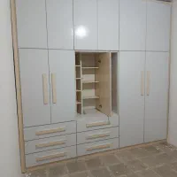 کمد لولایی سفید کرم