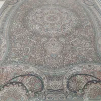 فرش در حد نو میباشد12متری یک عدد 6متری اونم17تومان