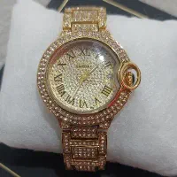 ساعت نگین دار