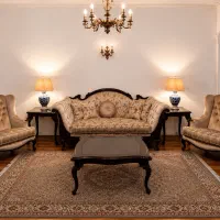 مبلمان کلاسیک چوبی هفت نفره