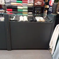 پیشخوان و اتاق پرو