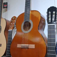 گیتار hofner As (فروشگاه تیموری)