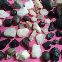 سنگ یاقوتی و شهاب سنگ